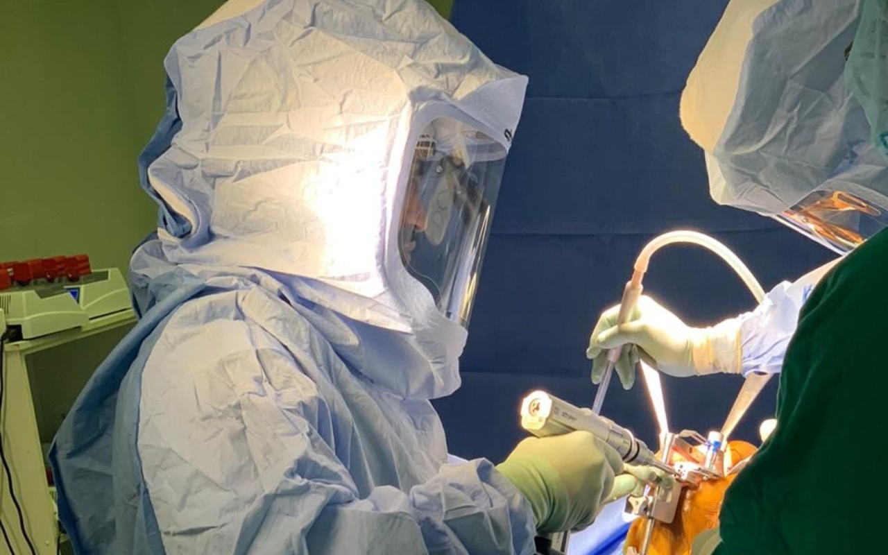 Knee Arthroplasty Procedure